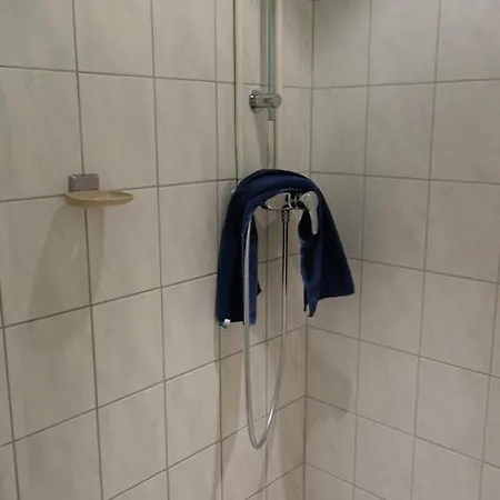 Teunis-wohnung 1 *